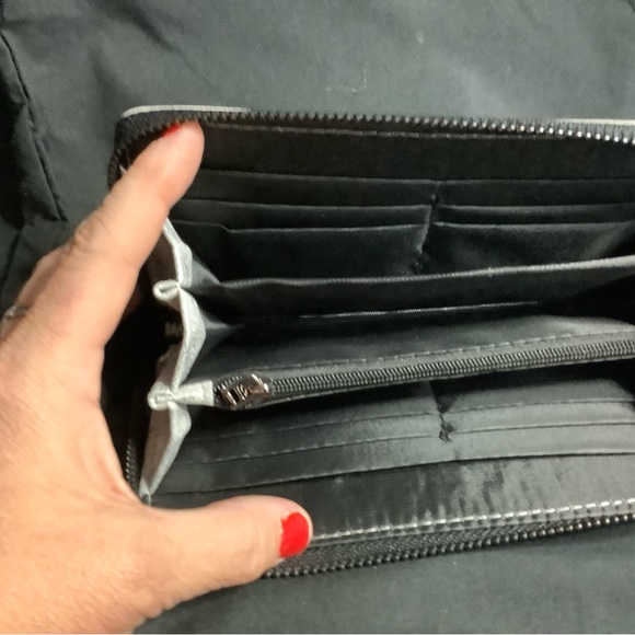 Think Roylin super soft large wallet NWT - Picture 3 of 3